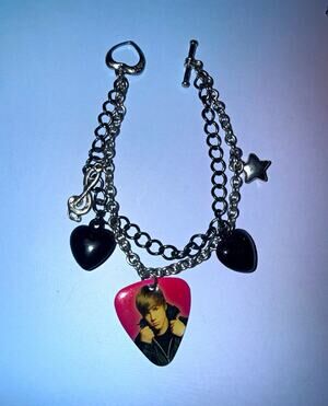 Bieber Time Merchandise Signed Adjustable Charm Bracelet Heart Star Pick Toggle